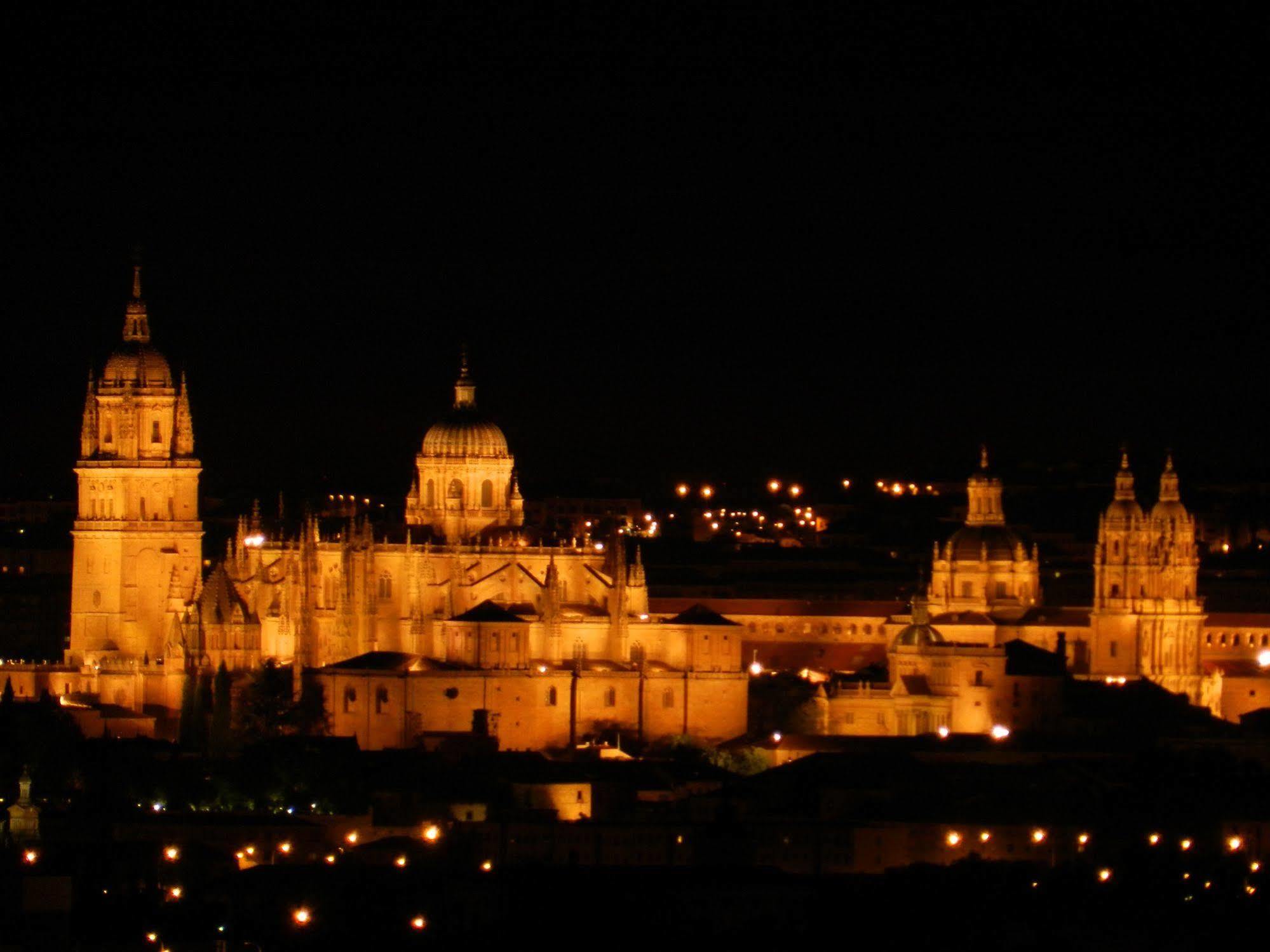 Apartamentos Toro 33 Salamanca Eksteriør bilde